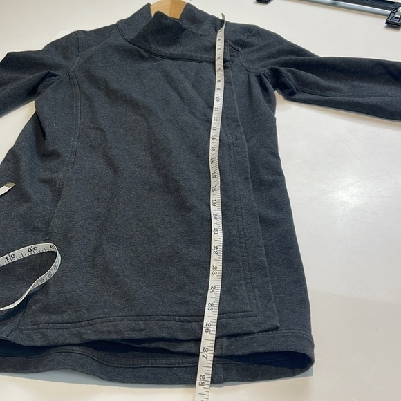 Lululemon Coast Wrap II Heathered Black - Picture 13 of 13